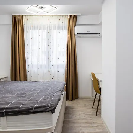 Urban Apartment *