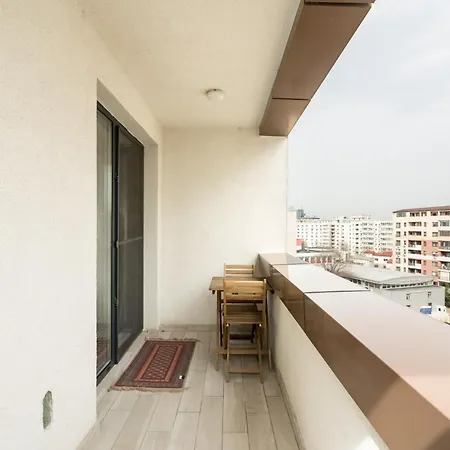 Urban Apartment *
