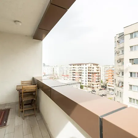 Urban Apartment *